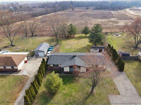 Comparable nearby homes include 1655 Borror Rd, 2374 Berry Hill Dr, and 5012 Jackson Pike. What’s the full address of this home? The full address for this home is 1699 Holton Road, Grove City, Ohio 43123.