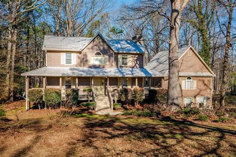 5017 W Chapel Hill Rd, Douglasville, GA 30135 realtor.com®