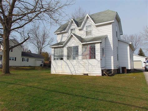 513 N Pine River Street, Ithaca, MI 48847 MLS# 79080005239 ...