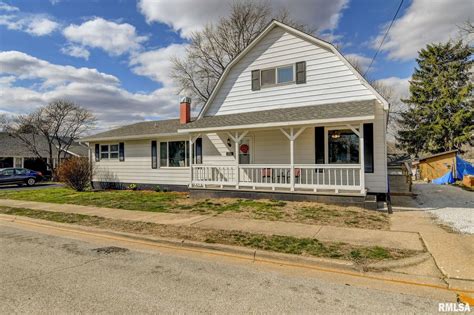 521 E Jefferson St, Riverton, IL 62561 MLS# CA1021211 Redfin