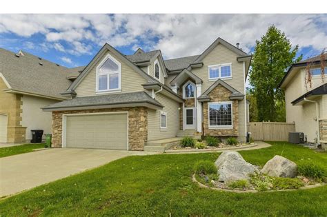 533 Twin Brooks Bay NW, Edmonton, AB Royal LePage