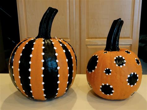 54 Easy Pumpkin Painting Ideas - Cute Painted Pumpkin Ideas