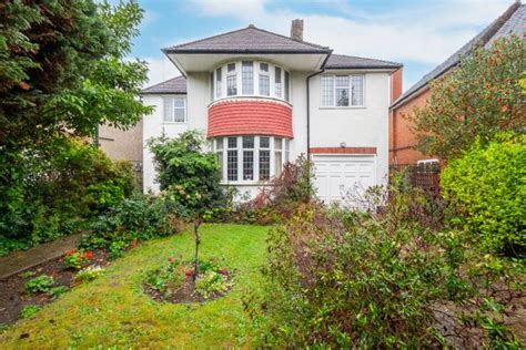 55 Holmwood Road, SUTTON, Surrey, SM2 7JP Property Info