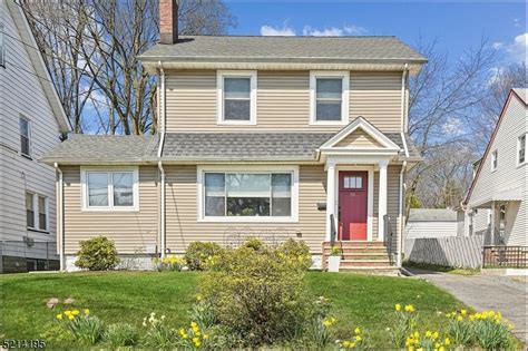 55 Oakridge Rd, West Orange Twp., NJ 07052-4537 - Redfin