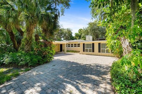 560 Acacia Rd, Vero Beach, FL 32963 MLS# 254004 Redfin