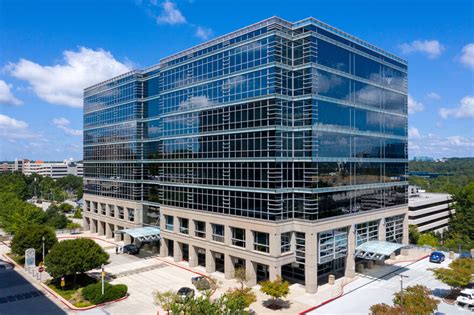 7th Floor, Ste 750 Size 3,093 SF: Term Negotiable: Rental Rate $42.00 /SF/YR ... Pill Hill amenities - Direct Access to Marta - Physician's Parking - Easy and Convenient Access to I-285 and GA 400 5673 Peachtree Dunwoody Road Fulton County Central Perimeter Market. Bus Line; Convenience Store; Restaurant;.