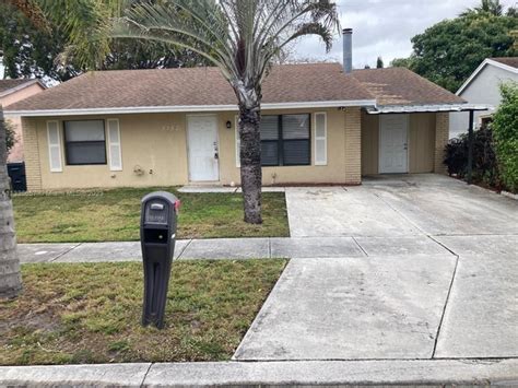 View information about 8205 Lake Worth Rd, Lake Worth, FL 33467. See if the property is available for sale or lease. ... 5757 Lake Worth Rd, Greenacres, FL. 108161 ... . 