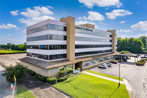 7333 North Fwy, Houston, TX 77076. For Lease Contact for pricing; Property Type Office - Medical Office; Property Size 86,000 SF; Lot Size 4.95 Acre; ... Northline neighborhood of Houston. 7333 North Fwy was first completed in 1974. Office space here is rated B. Area amenities within half a mile of this location include , Popeyes, …. 
