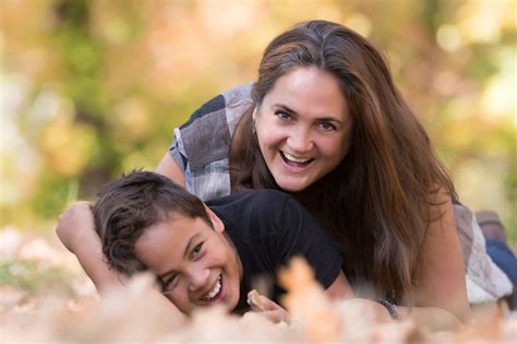 6,000+ Free Mother Son & Family Images - Pixabay - muktibox.com