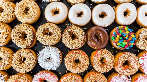 6 Chicago area spots rank among 100 best doughnut shops in the country, according to Yelp