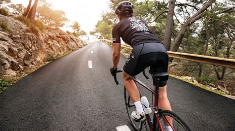 6 Incline Cardio Workouts: Cycling, Incling Running & Hiking