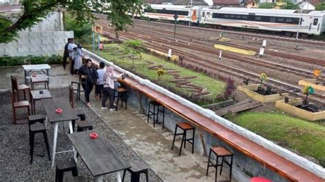 6 Rekomendasi Cafe Dekat Stasiun Malang Terbaik - kumparan