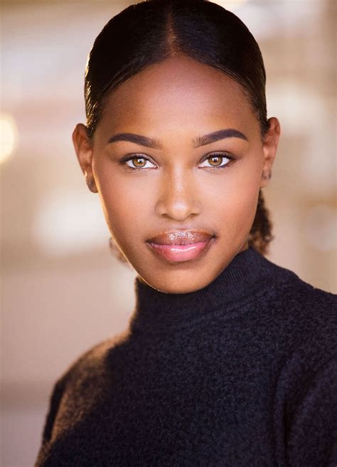 6 Tips for Great Acting Headshots - Headshot Photographer in Los Angeles - muktibox.com