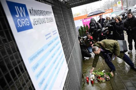 6 dead in shooting at Hamburg Jehovah’s Witness center: local media
