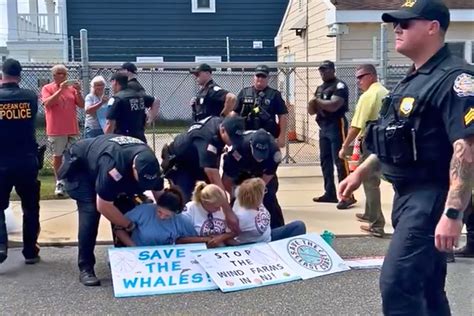 6 protesters arrested as onshore testing work for New Jersey wind farm begins