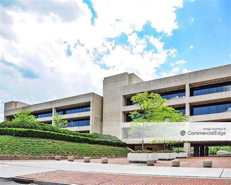 600 Steamboat Road, Greenwich, CT office Building