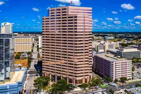 Tampa, Florida OFFICE DOES NOT OFFER ROAD TESTS Address 601 E. Kennedy Blvd. 14th Floor (County Center) Tampa, FL 33602 Get Directions Phone (813) 635-5200 Hours MOTOR VEHICLE office (registration & title) REMAINS OPEN until 5 p.m. DRIVER LICENSE office closes at 3:30 p.m. Hours & availability may change. Please call before visiting. Holidays . 