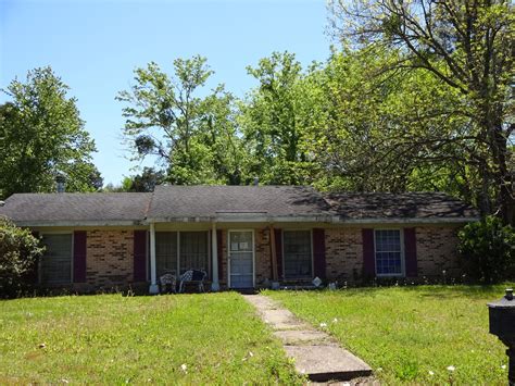 604 King Ln, Selma, AL 36701 MLS #535643 Zillow