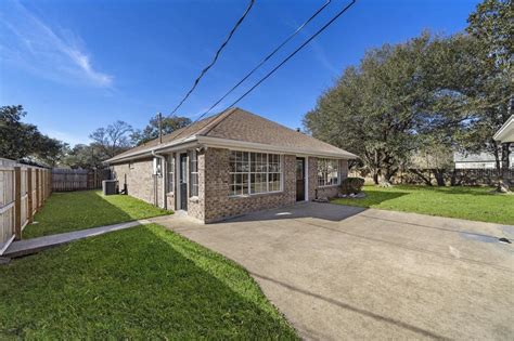 609 Sharondoah Drive, Highlands, TX 77562 - HAR.com