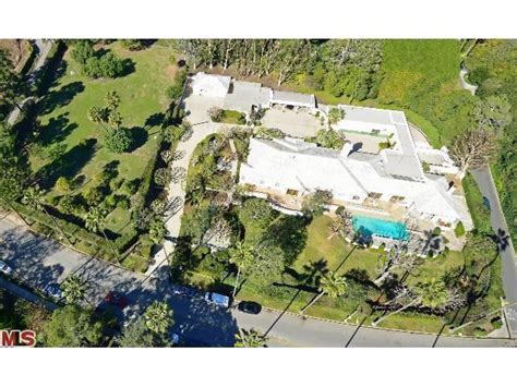 See sales history and home details for 661 Doheny Rd, Beverly Hills, CA 90210, a 7 bed, 9 bath, 7,347 Sq. Ft. single family home built in 1950 that was last sold on 09/22/2022.. 