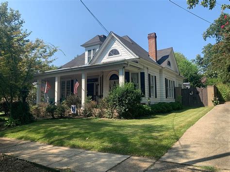 620 3rd St S, Columbus, MS 39701 Zillow