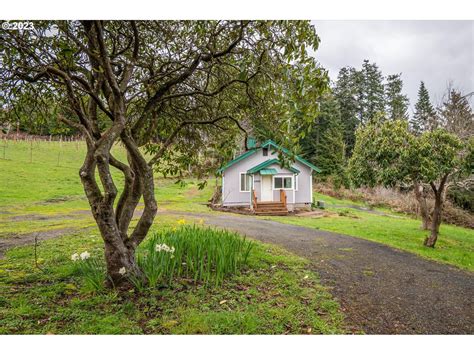 63657 Olive Barber Rd, Coos Bay, OR 97420 - 2 beds/1 bath