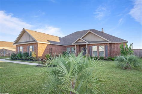 652 HARAHAN LN, FOLEY, AL 36535 RE/MAX