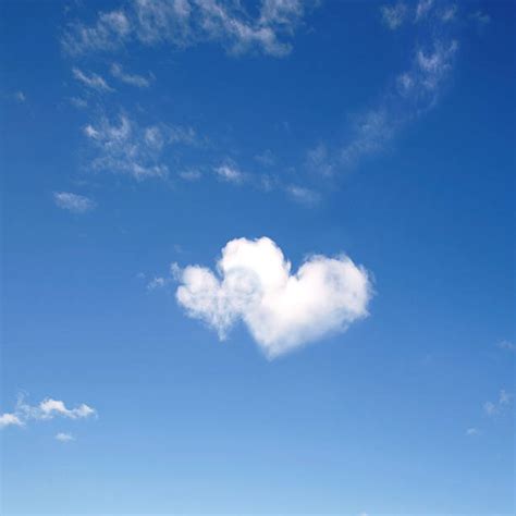 67,198 "heart Shaped Cloud" Images, Stock Photos & Vectors