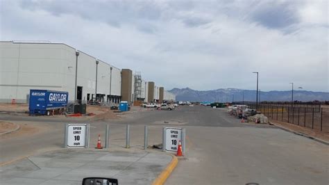 16 9 22 About Amazon Fulfillment Center - TUS2 Amazon Fulfillment Center - TUS2 is located at 6701 S Kolb Rd in Tucson, Arizona 85756. Amazon Fulfillment Center - TUS2 can be contacted via phone at (520) 358-5628 for pricing, hours and directions. Contact Info (520) 358-5628 Questions & Answers