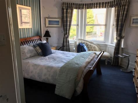 69 CROMWELL ROAD - B&B Reviews, Photos (Burntisland)