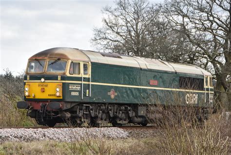 69005 Halı ve Koltuk Yıkama