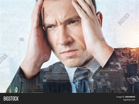 7,235 Deep Thinking Stock Photos, Images & Pictures