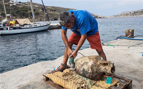 7 Ancient Amphora Diving Sites Worth Discovering - wintechmobiles.com