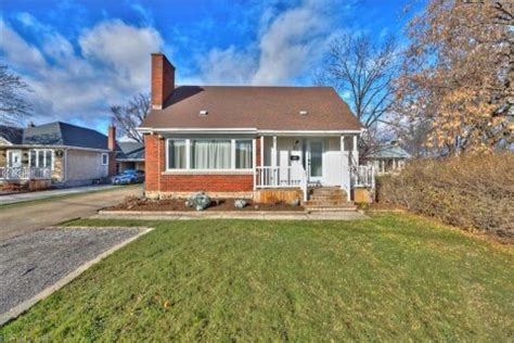 7 BARNSDALE Lane, ST. CATHARINES, Ontario - One Percent …