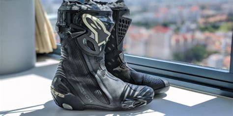 7 Best Motorcycle Racing Boots of 2025 - raincitystudios.com