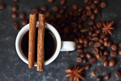 7 Benefits Of Cinnamon In Coffee + Why Its A Great Idea