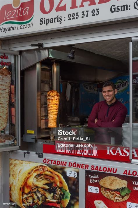 veodersti.rgarabwor.edu.pl. 