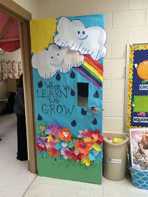 7 Cool Classroom Door Decorations - Ministry-To …