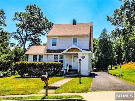 7 Gionti Pl North Haledon, NJ 07508 - Coldwell Banker