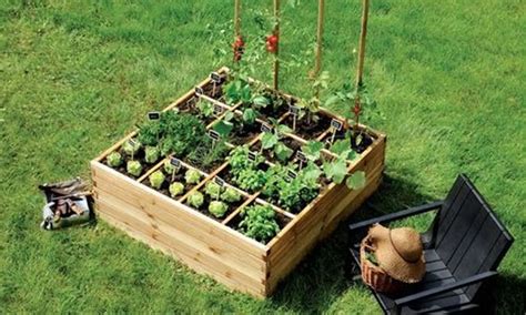 7 Ide Kreatif Kebun Mini Depan Rumah Simple - raincitystudios.com