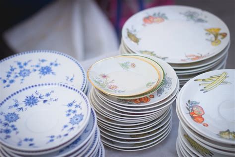 7 Places to Sell Used Fine China Dishes - YouTube