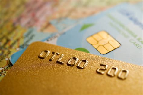 7 Things to Consider When Using Credit Cards Overseas