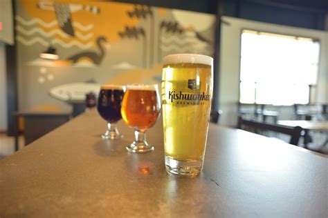 7 award-winning Chicagoland breweries to check out this summer