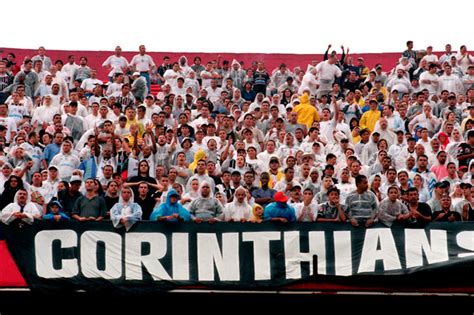 7 fans of Brazil’s Corinthians soccer team have been killed in a bus crash, dozens wounded