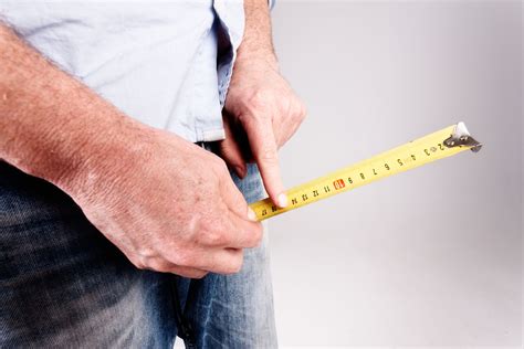 Penis size is a common concern for lots of people of all ages. And while it's true that penis size might matter to a few people, for most people it really doesn't matter much at all. The average adult's erect (hard) penis is between 5 and 7 inches long.