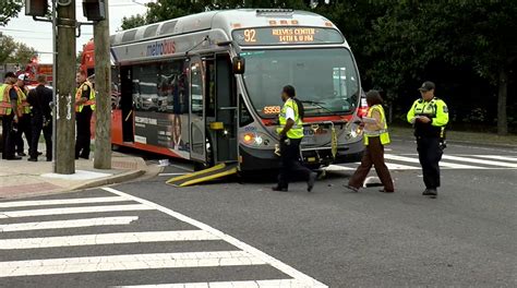 7 injured when van collides with Metro Transit bus in St. Paul