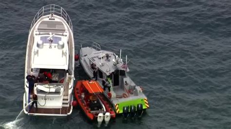 7 rescued after yacht takes on water off Miami Beach