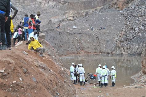 7 suspected illegal miners dead, more than 20 others missing in landslide in Zambia