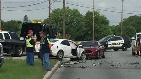 7 transported following 3-vehicle collision in NE Travis County
