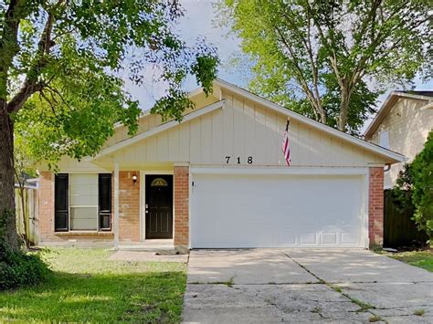 718 Ridgeland Ct, TX 77060 - HAR.com